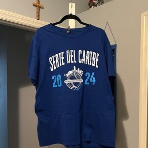 District Blue Serie Del Caribe 2024 Men's Short Sleeve Tee